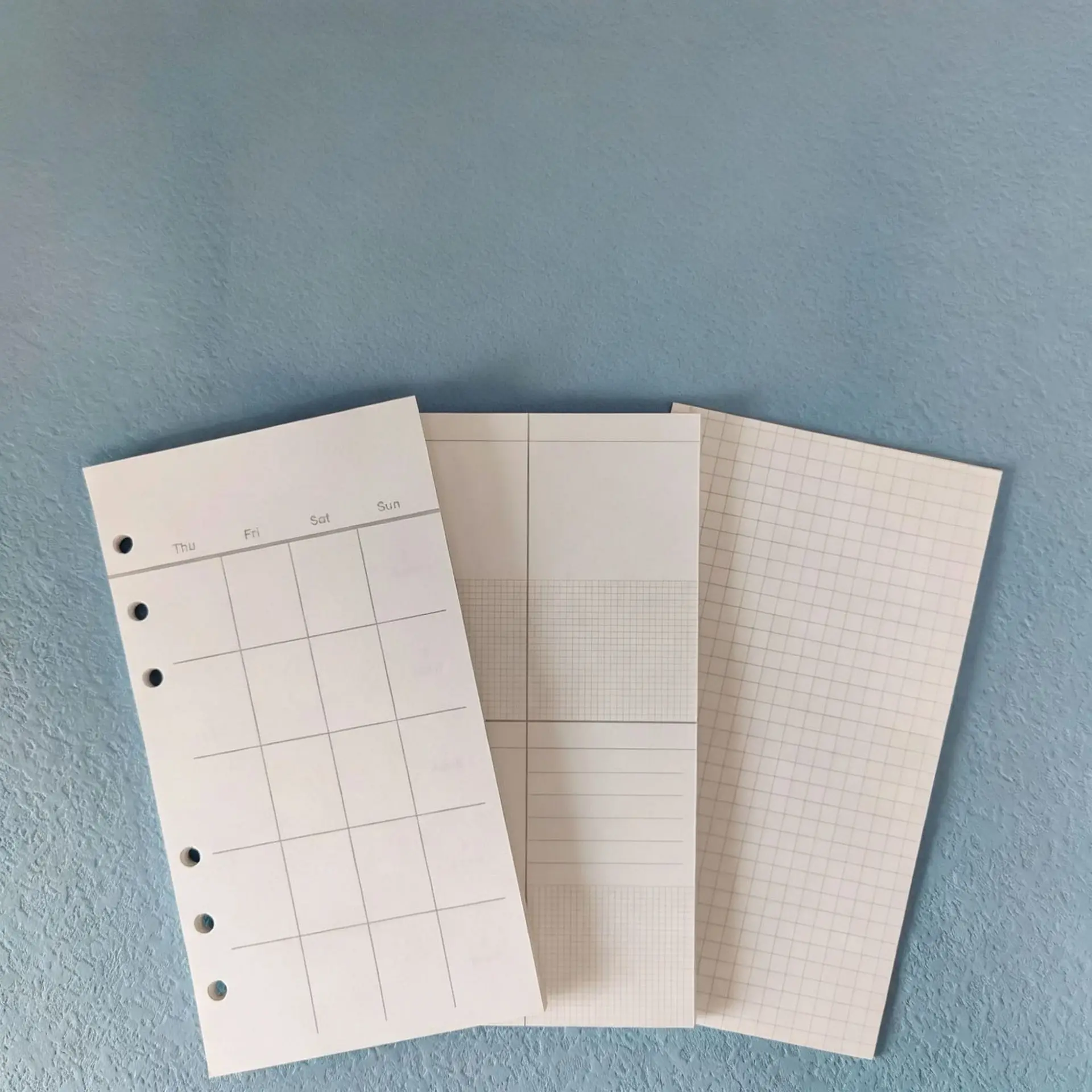 A5 Spiral Dotted Grid Notebook - A5 A6 A7 สมุดโน้ตแบบหลวมสีดำขาวสำหรับงานฝีมือ พร้อมไส้กระดาษแบบสันเกลียว กระดาษด้านในมีเส้น