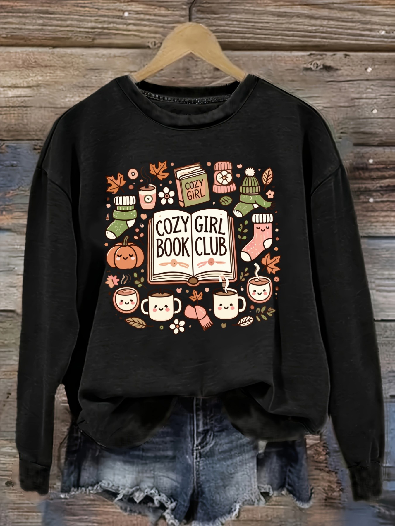 Books - เสื้อยืดแขนยาวคอกลมลำลองสำหรับผู้หญิง ดีไซน์ Cozy Girl Book Club